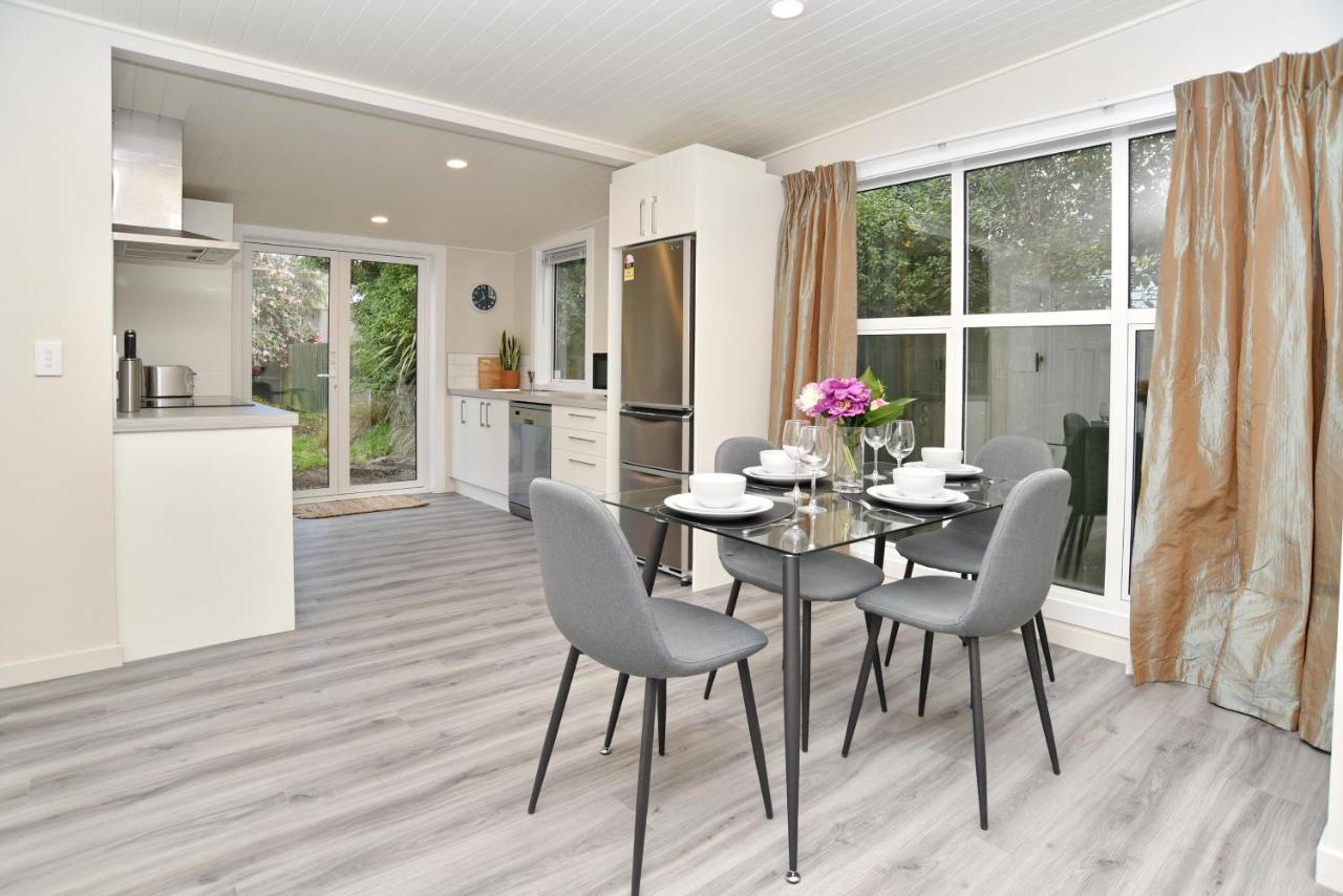 Albemarle Villa - Christchurch Holiday Homes Kültér fotó